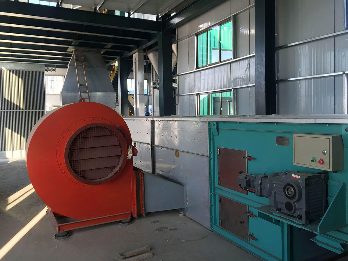 تركيب مشروع تربية الحيوانات في قانسو إلى الأمام