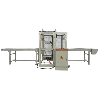 Horizontal winding machine