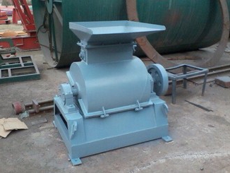 Горизонтальная дробилка мочевины