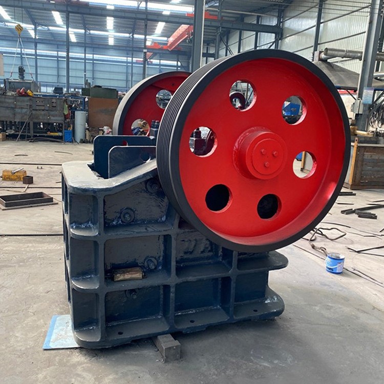 Щековая дробилка