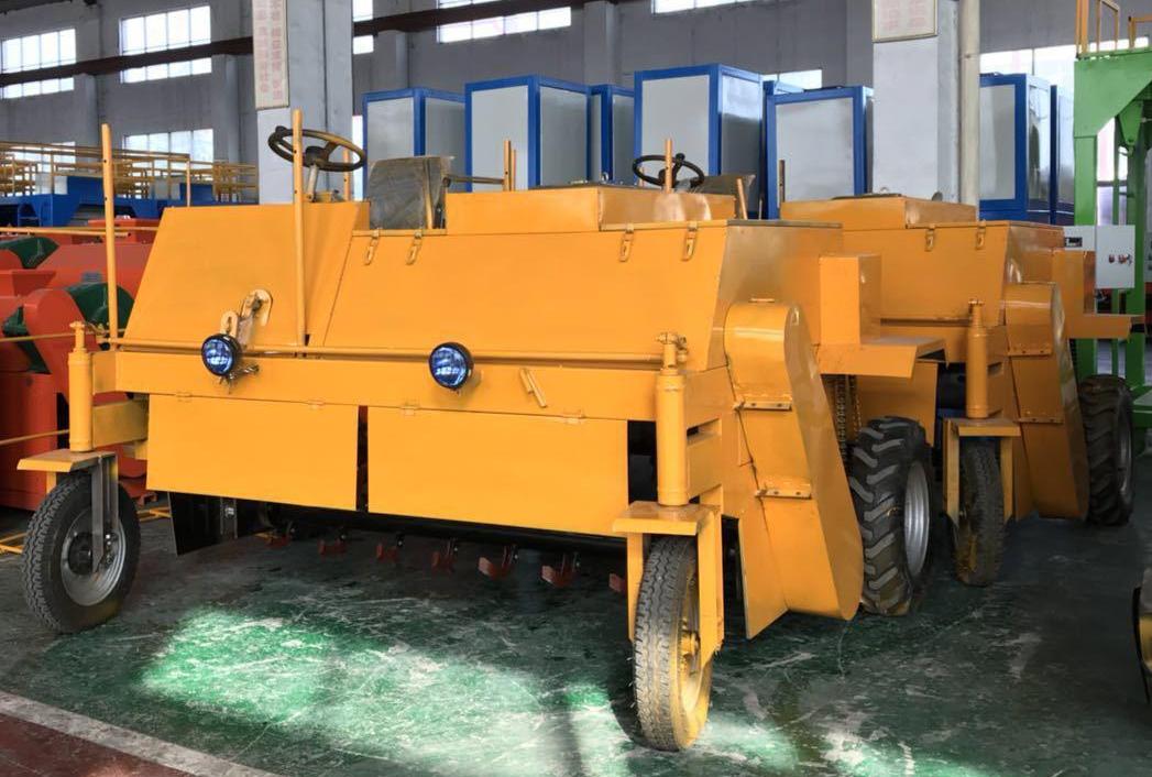 1736833656314672.jpg 行走式翻抛机1.jpg