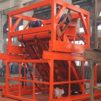Chain plate type turning machine