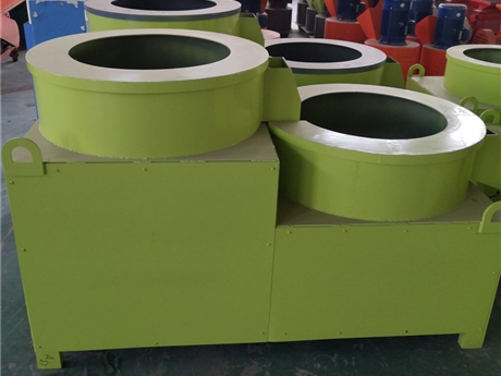 1732952733399575.jpg 有机肥抛圆机3.jpg