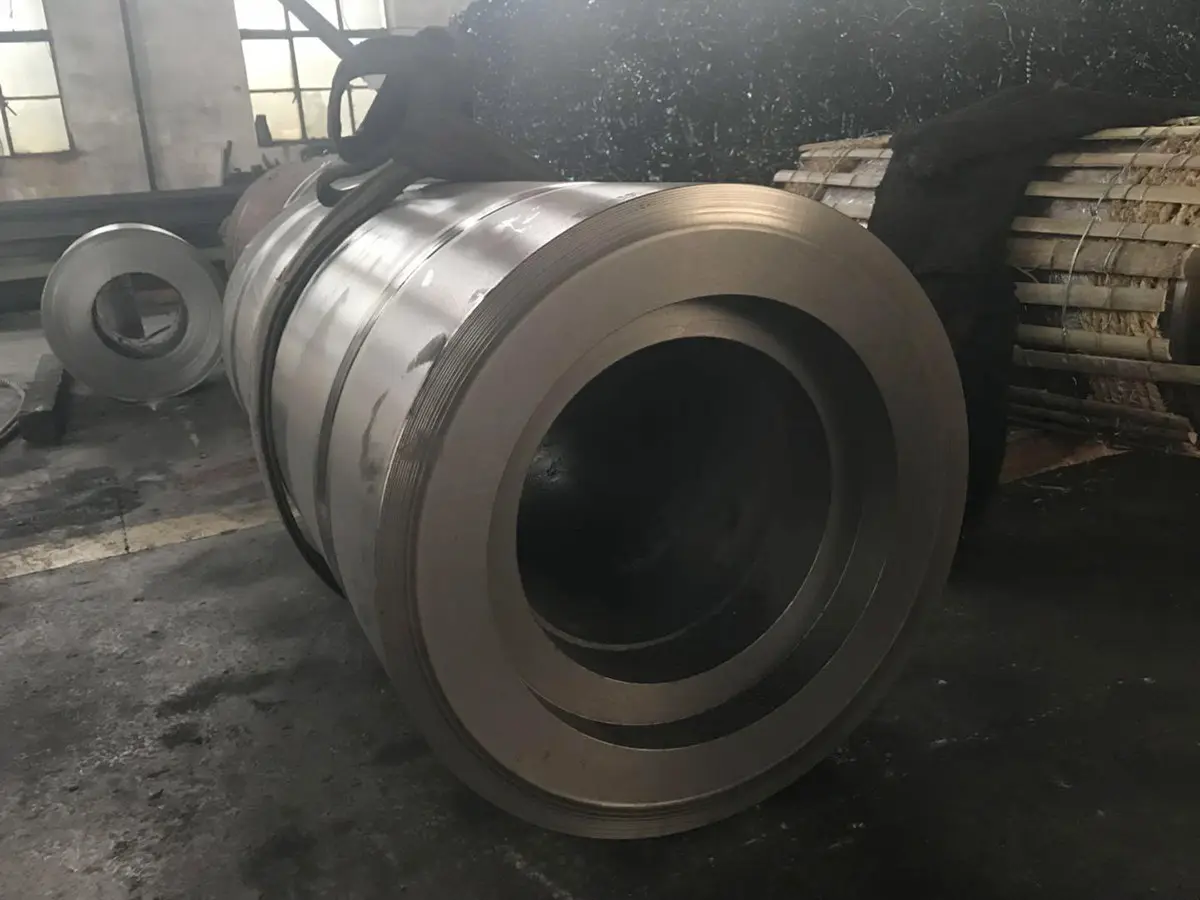 levering van tabletpersrollen